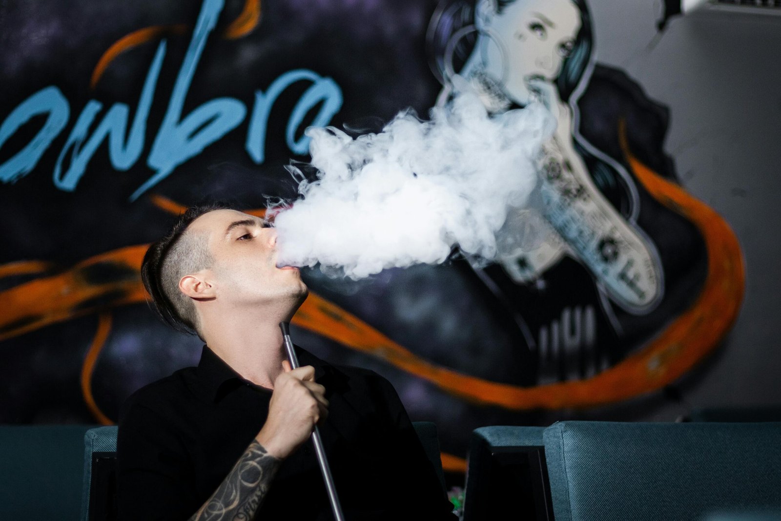 Puff ou cigarette électronique : quelle est la meilleure option pour vapoter en 2025 ?