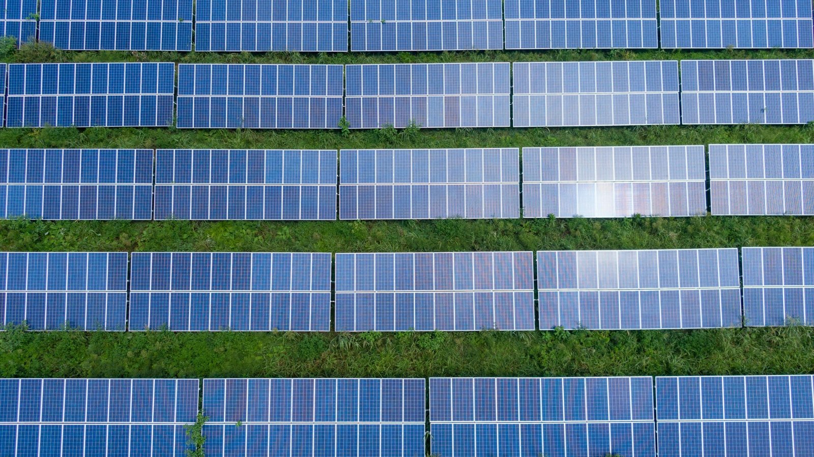 Comment construire une stratégie de prospection solaire efficace grâce à une base de données qualifiée